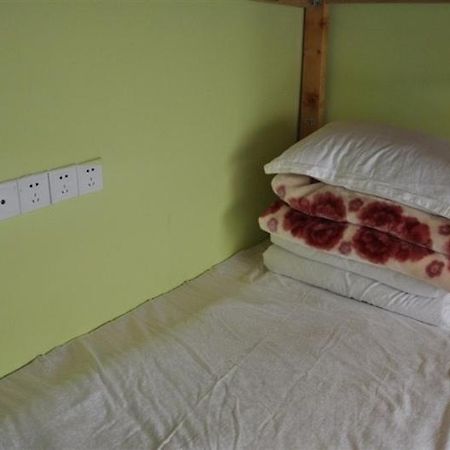 Emma'S Guesthouse Szungpan Kültér fotó