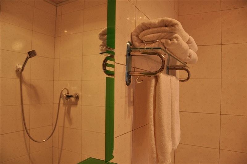 Emma'S Guesthouse Szungpan Kültér fotó